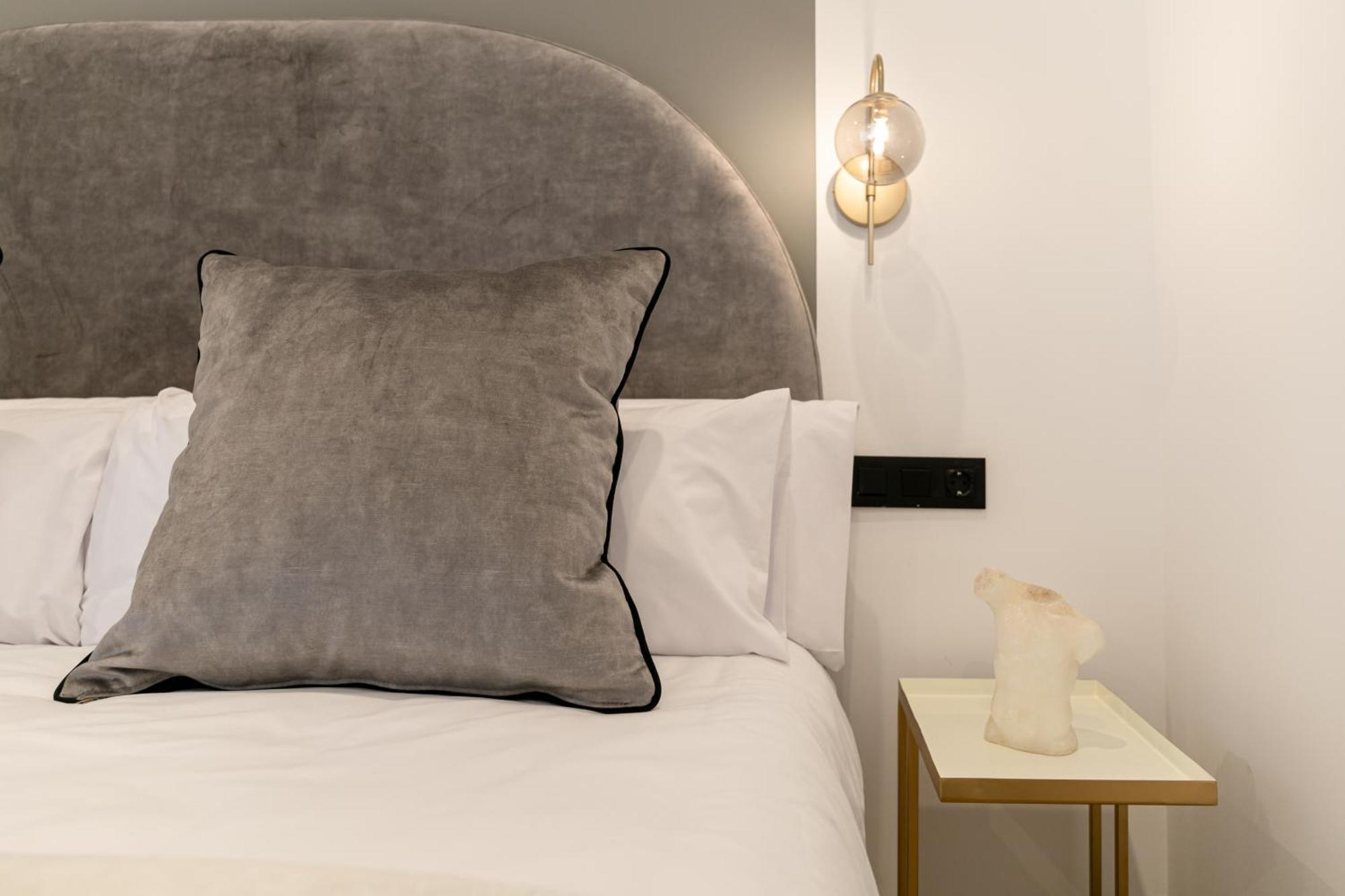 Isg Apartments Catedral Seville Ngoại thất bức ảnh